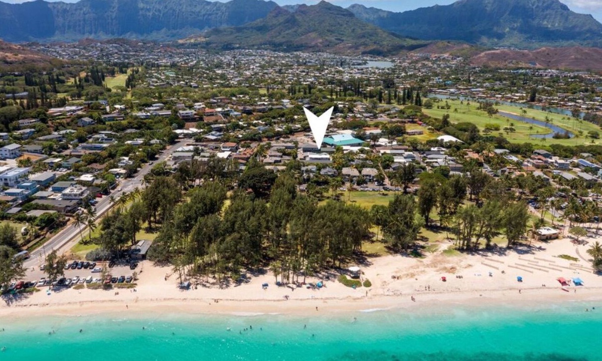 Kailua House | Wake to the waves at “The Eddie” - 3 bed/2 bath