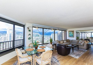 105 m² Condo ∙ 2 bedrooms ∙ 4 guests