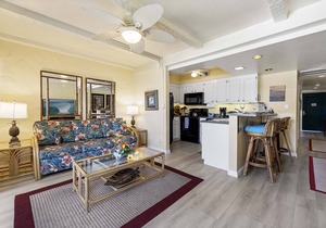 🏖️Across from Oceanfront Pool | 1BR Kona Condo w/AC