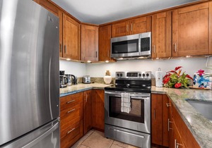 Alii Villas#127 DIRECT OCEANFRONT, GROUND FLOOR, 2 BEDROOMS, 2 BATHROOMS