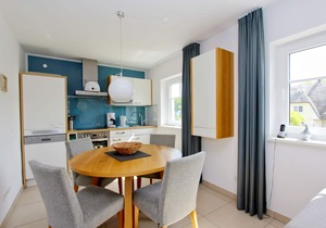 Apartment close to the beach with balcony, use of swimming pool and sauna - Rex Rugia H-1010 in Mönchgut OT Lobbe