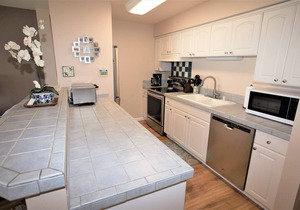 Beautiful Spacious Oceanfront Condo on Wailua Bay
