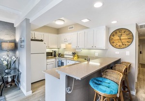 🏖️Garden View Kona Condo w/Ocean Peek | Casa 221