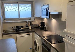 Ground Floor 3-Room Apartment with Terrace & Garden, 5 min to Beach, A/C, Parking, Villeneuve-Loubet