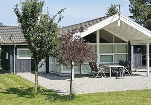 Holiday Home Klintegårdsvej in Humble