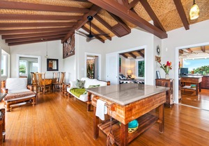 Penthouse Living in Beautiful Lanikai – 2 Bedrooms, 1 Bathroom, Ocean Views
