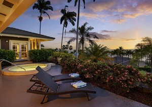 Pineapple House: Ocean View Home in Keauhou Estates w/Private Hot Tub, BBQ & AC