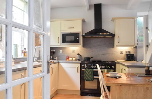 Padfield Cottage | 1 bedroom accommodation in Glossop