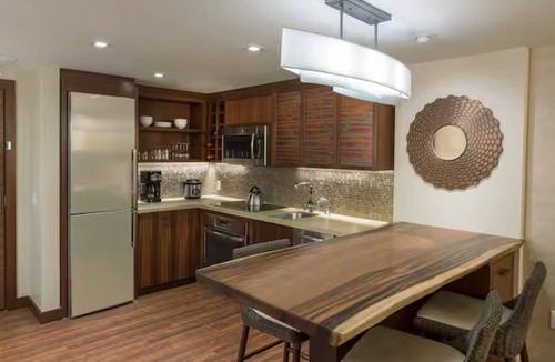 Waikiki Resort | 1 Bedroom Premier- Ocean View at The Grand Islander by HGV: A Slice Of Paradise