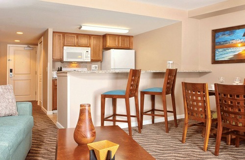 Waikiki Condo | 10 minute walk from beach, shopping, and dining