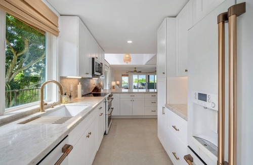 Lanikai House | 1000 steps from famous Lanikai beach