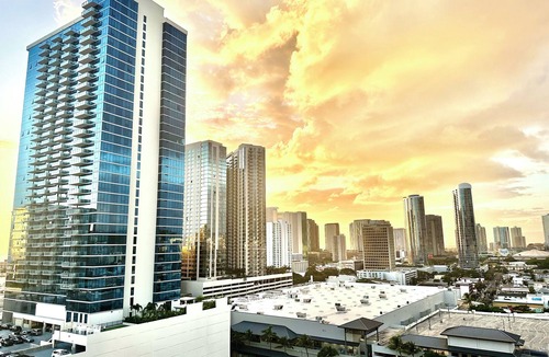 Ala Moana Apartment | 2-bedroom1.5bath apartmentNearWaikikiBeach /Close to Hospital&Schools