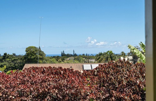 Haiku Cottage | 2 Mi to Hana Hwy: Haiku Home w/Ocean Views!