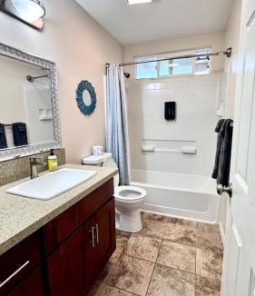 Keaau House | 2BR 1BA Blissful Orchard