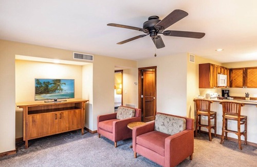 Kailua-Kona Condo | 2x2BR in Tropical Hawaiian Resort Paradise