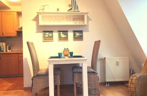 Ostseebad Kuhlungsborn Apartment | 300m from the beach - cozy apartment "sky & sea" with a large roof terrace/WiFi