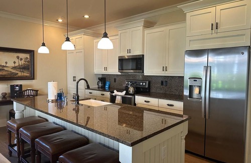 Poipu Villa | 3BR I Luxury Villa l Designer Furnishings, Central A/C