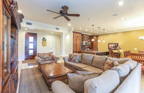 Poipu Villa | 4BR I Ground Floor Luxury Penthouse at The Villas | F100
