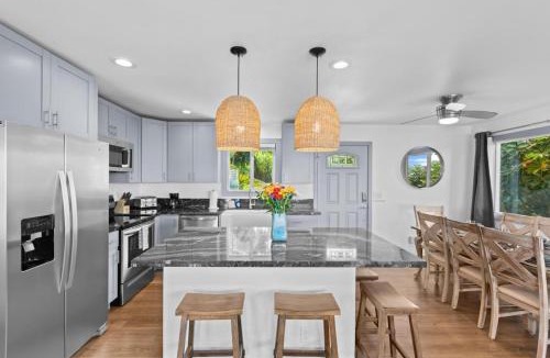 Kahaluu-Keauhou House | 4BR Kona Home with Ocean Views and AC!