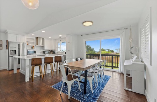 Laie House | 4BR Oahu Retreat - Steps to Beach - Laie Hawaii
