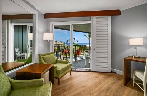 Hanamaulu Resort | 5-bedrooms at beachfront Outrigger Kauai Beach Resort. Multi-Unit Flexibility.