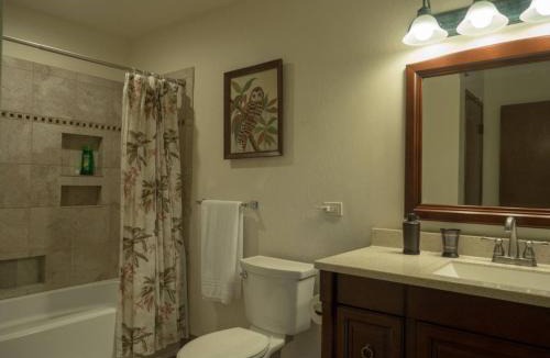 Punaluu Apartment | 54 Old Hawaii Charm Condo