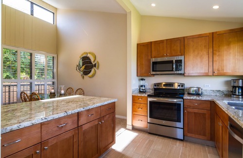 Wailea Condo | 5D - 2 Minute Walk to the beach/main pool, well-equipped, see reviews!