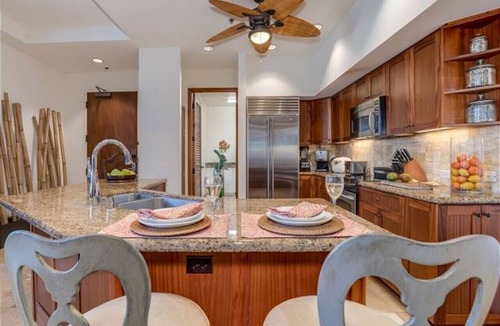 Waikiki Bed & Breakfast | 8 Person Suite- 2BR/2.5Bath-Very Spacious near Waikiki Beach