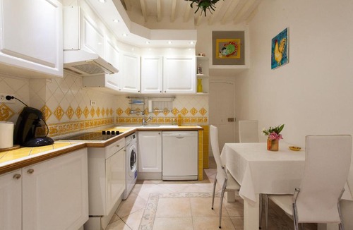 Le Suquet Apartment | 90 Rue Meynadier