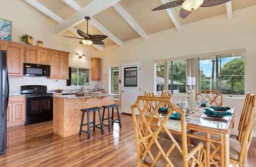 Kahaluu Bay Condo | 🏖️Across from Kahaluʻu Snorkel Beach | Ocean View Penthouse w/AC