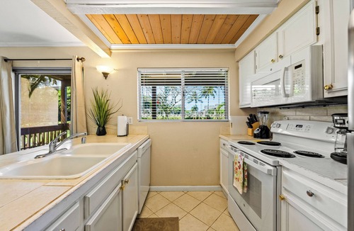 Princeville Condo | Affordable Princeville living with great shared amenities, private lanai!