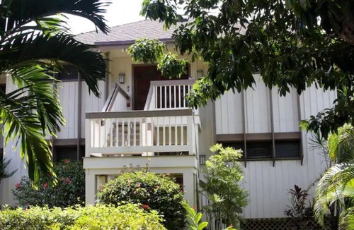 Kaiulani Apartment | Aloha Hideaways- Palm Retreat B
