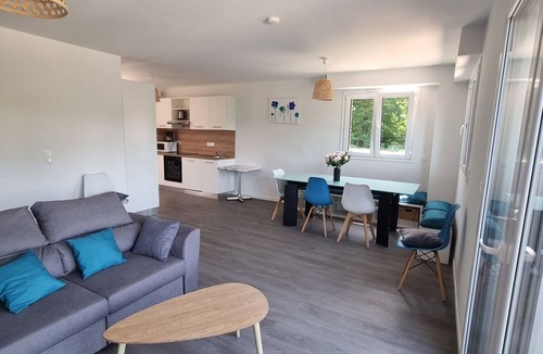 Aix-les-Bains Apartment | Apartment-Classic-Ensuite with Shower-Appartement T5 Bât. B