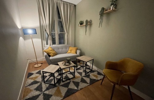 Saint-Germain-en-Laye Apartment | Apartment hyper center 5 min from rerA and 25 min from Paris center