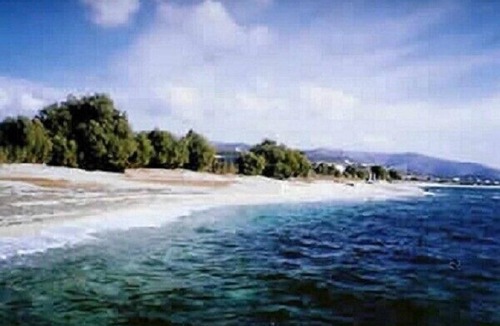 Kastraki Apartment | Baetylus SELF CATERING above ground floor apartment, near 3 beaches of Naxos