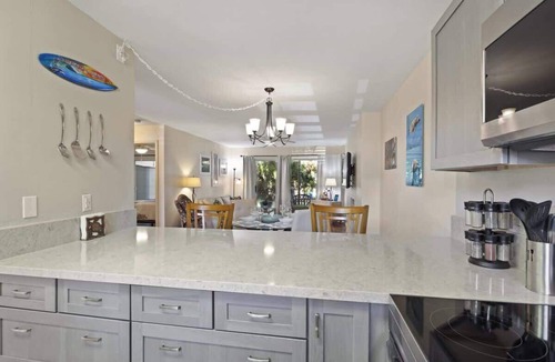 Waikoloa Village Condo | BBQ & pool access, Beach Gear, Washer/Dryer, 2 Bdr