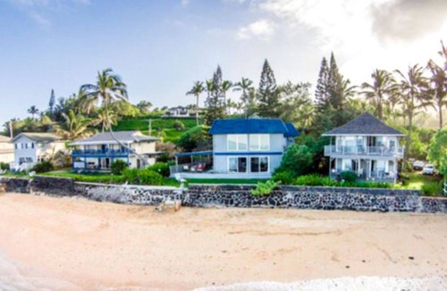 Anahola House | Beachfront Cottage Rental with Snorkeling near Anahola, Hawaii