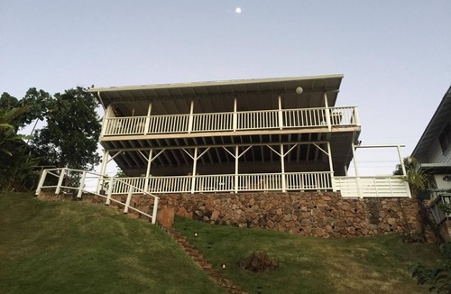 Diamond Head - Kapahulu - St. Louis House | Beautiful full Ocean and City view 3-bedroom house in a quite area MIN 30 days.