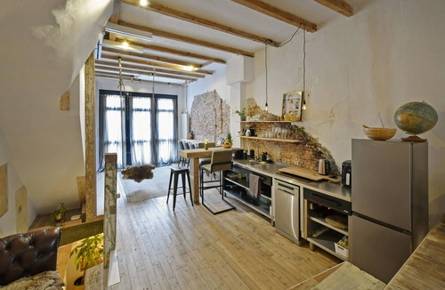 De Weteringschans House | Big appartement in city centre Amsterdam with 2 bedrooms all highlights 4 walk