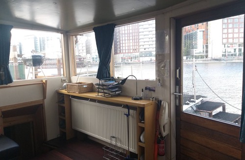 Nieuwmarkt en Lastage Boat Rental | Boat with a view in center of Amsterdam