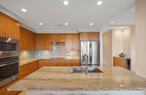 Wailea Condo | Breathtaking Views -Remodeled Ocean Front Condo - Makena Surf Resort F-111