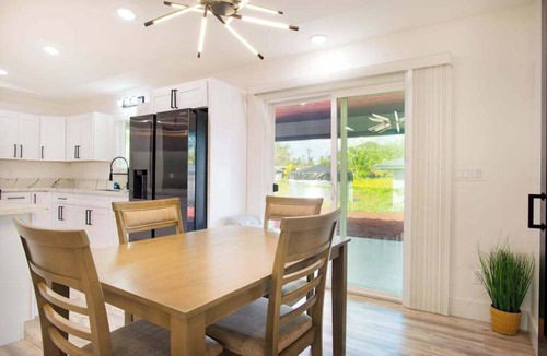 Ainaloa House | Bring the Dog to a Roomy Pahoa Home with Big Yard