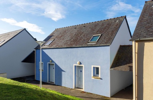 Saint-Nic Apartment | Brittany Flat near Pentrez Beach