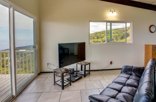 Captain Cook Apartment | Captain Cook Bungalow w/Panoramic Ocean Views!