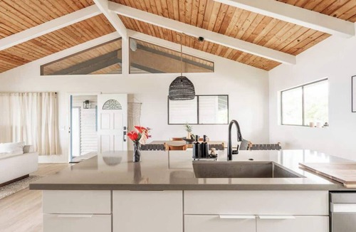 Kealakekua House | Casa Gratitude Summar