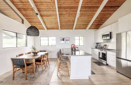 Kealakekua House | Casa Gratitude Summar