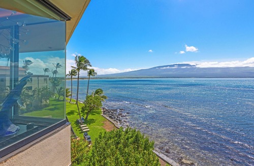 Maalaea Condo | Celebrate Honeymoon, Anniversary or Birthday.Panoramic Ocean View!