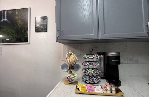 Nawiliwili Condo | Central 2-bedroom ground floor condo in fabulous Lihue with cool AC breeze.