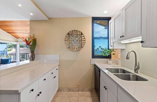 Wailea Condo | Charming Oceanview Oasis: Wailea Elua 802 Surrounded by Lush Tropical Grounds