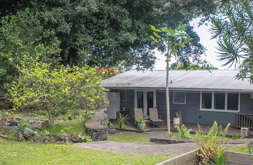 Kailua-Kona House | Charming townhome with WiFi in Kailua-Kona